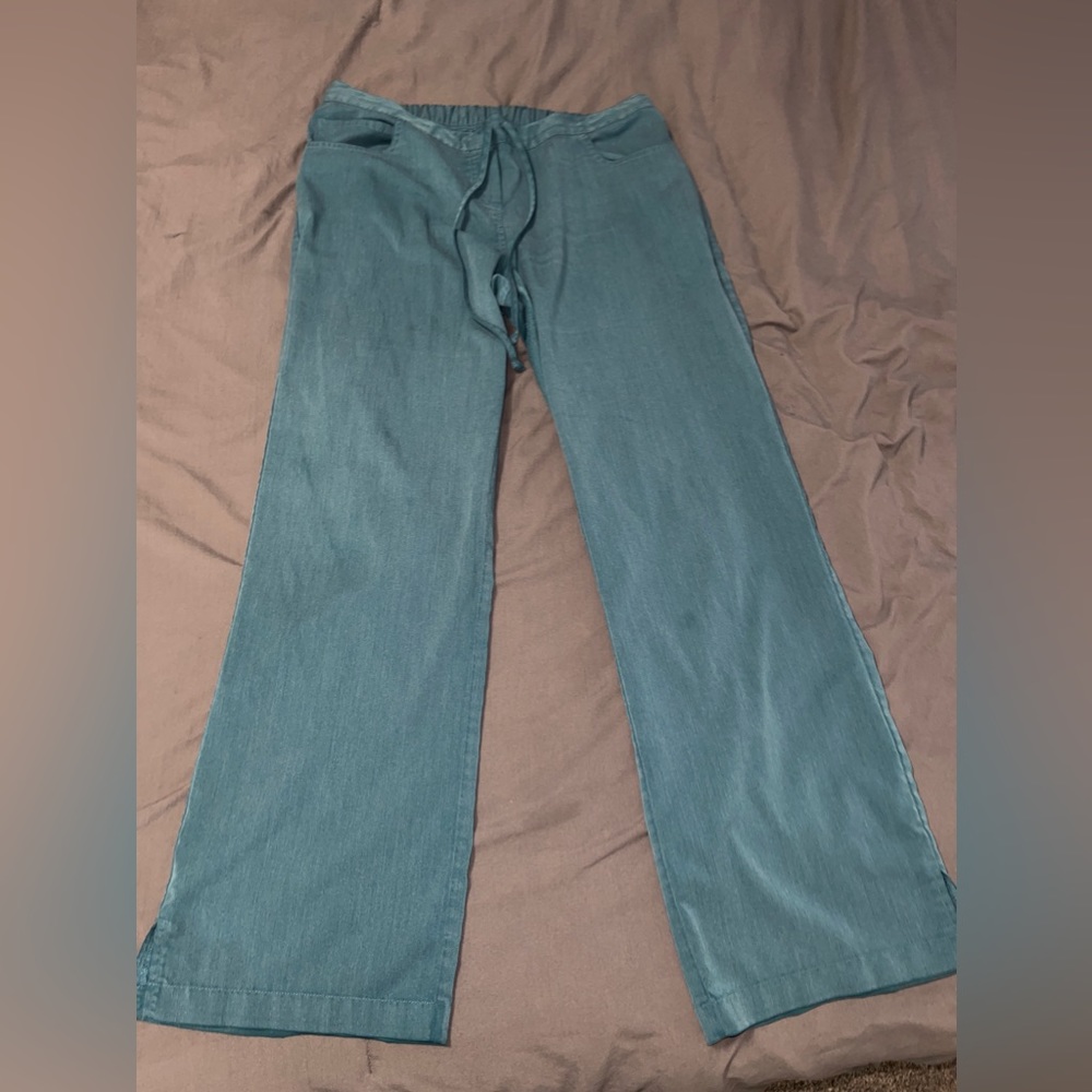 Scrub pants